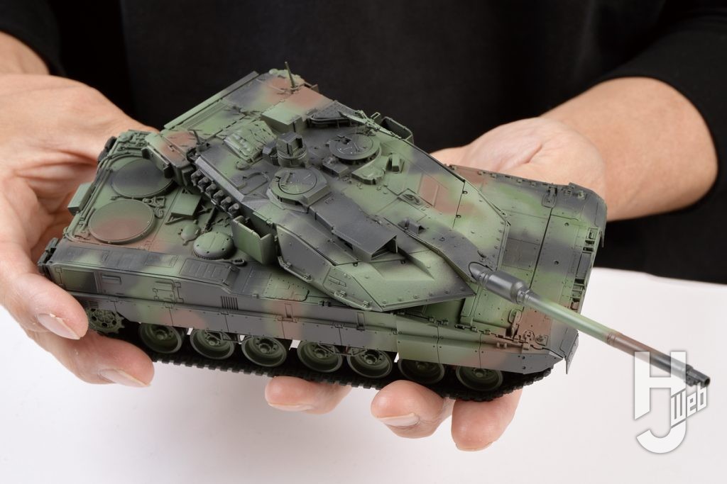 タミヤ1/48 ドイツ連邦軍主力戦車 レオパルト2 A7Vの画像