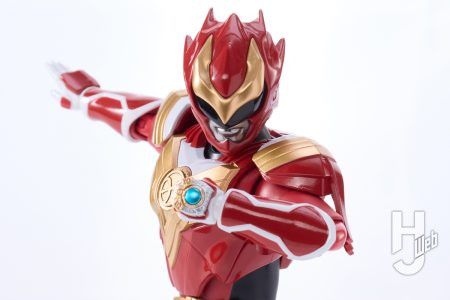 燃えろ、炎のトライブ！『超星神グランセイザー』からセイザータリアスがアクションフィギュアとなって商品化！