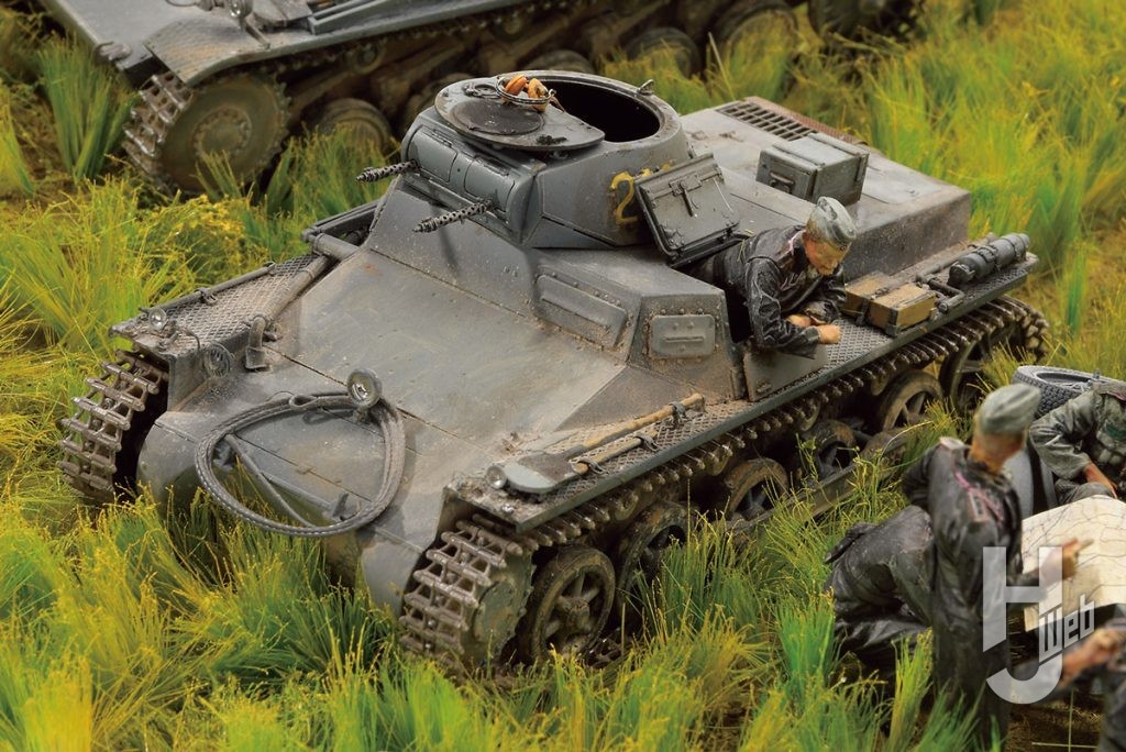 タミヤのI号戦車B型はMausModelerの「WWIIドイツI号戦車B型 パーツセット」を使用してディテールアップ。履帯も金属製可動履帯に交換した
