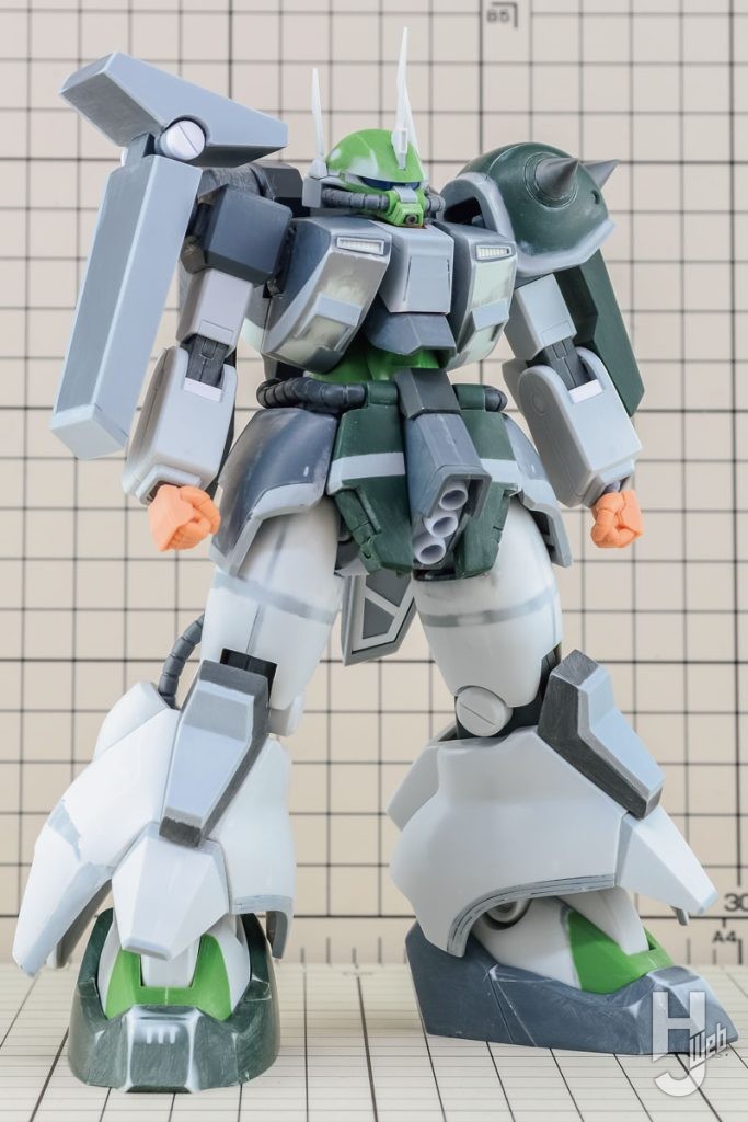 ザクIII　製作途中　前