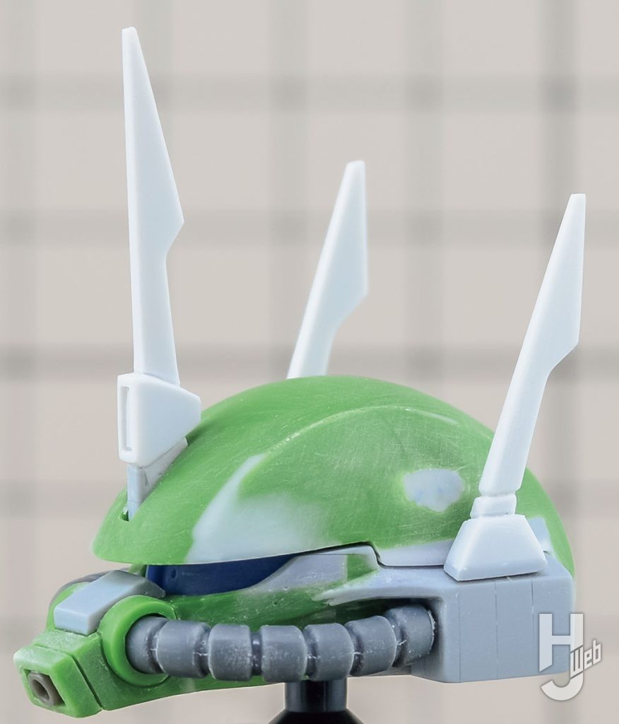 ザクIII　製作途中の顔アップ　前