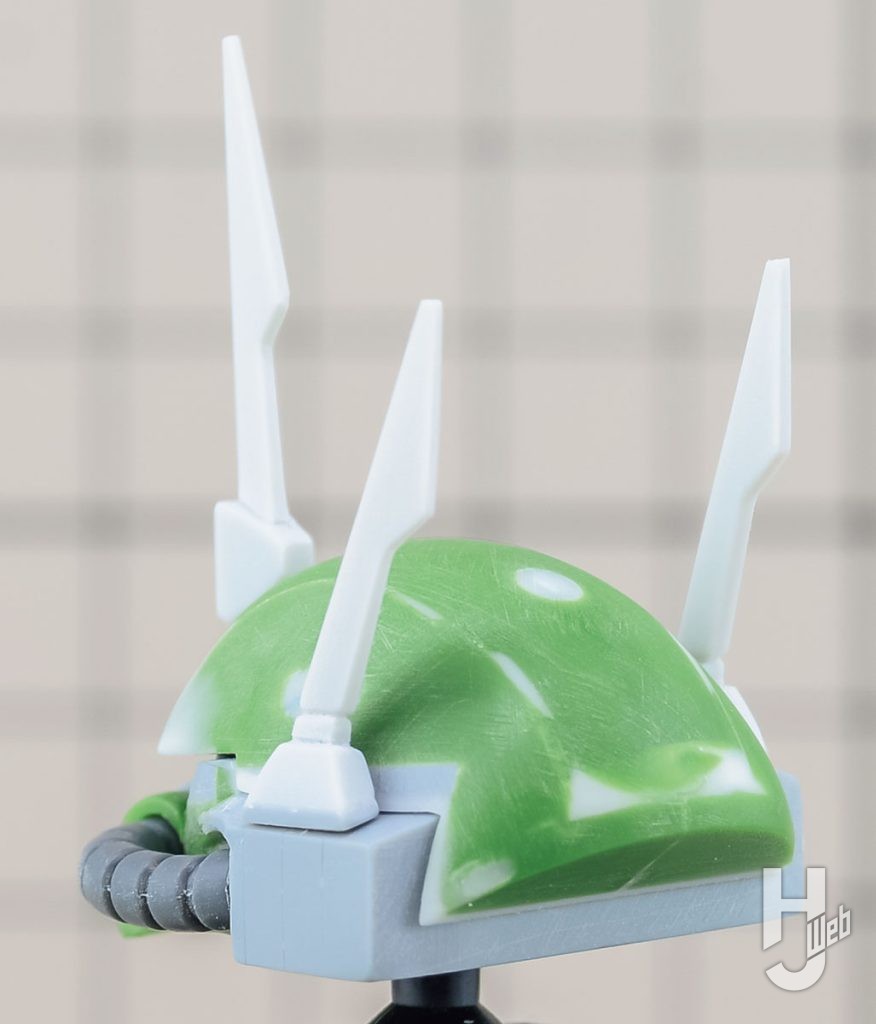 ザクIII　製作途中の顔アップ　後ろ