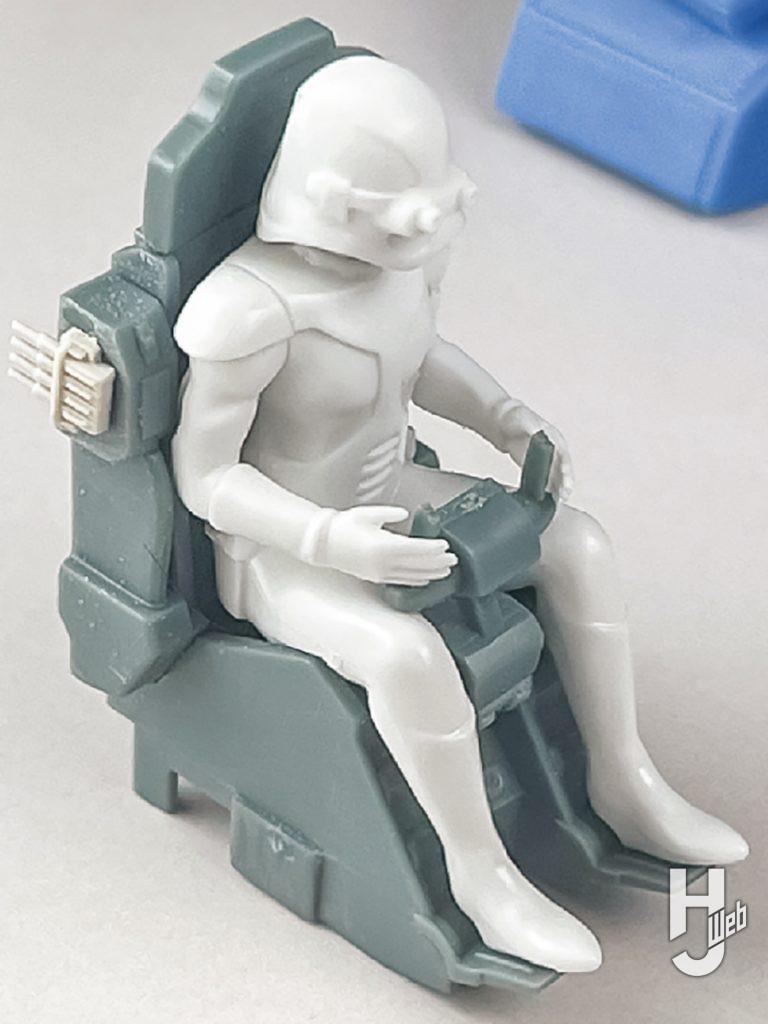 ダミアン教授製作「ストライクドッグ」コクピットシート製作途中