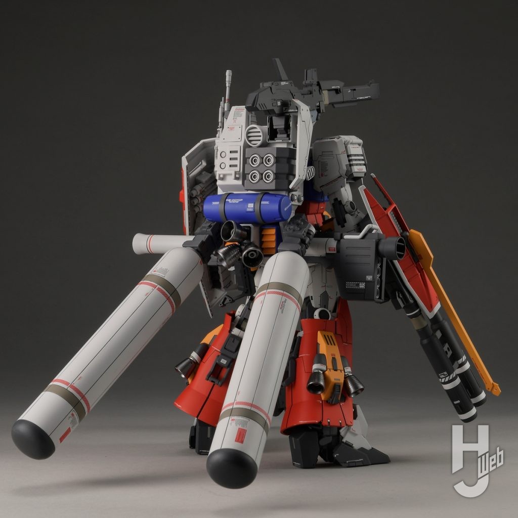 パーフェクトガンダムのプラモデルの全体画像その2