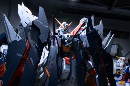 「MG クロスボーン・ガンダムX-1 フルクロス」を徹底改修！フルクロスユニットの形状やプロポーションをアレンジしスタイリッシュに仕上げる【ホビージャパンエクストラ vol.26抜粋】