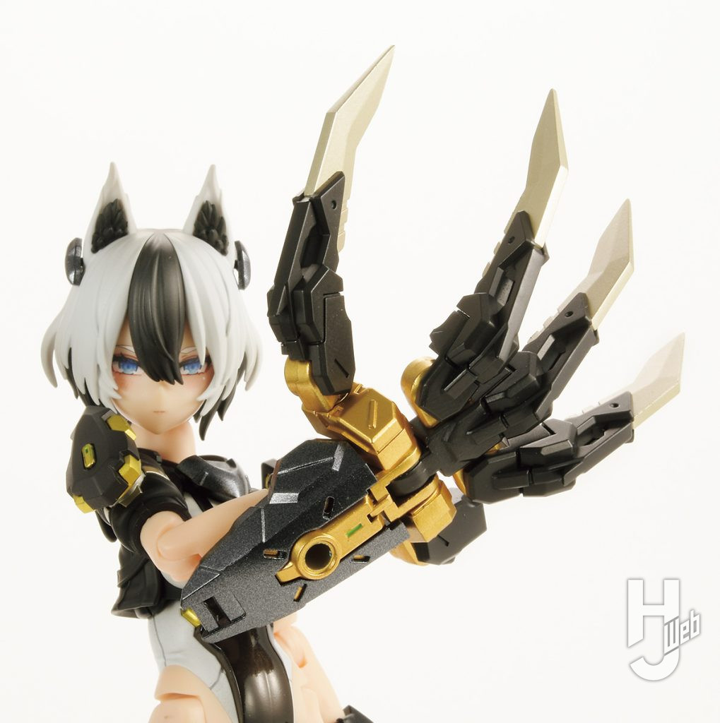 メガミデバイスガルムリッパー ダガー拡大