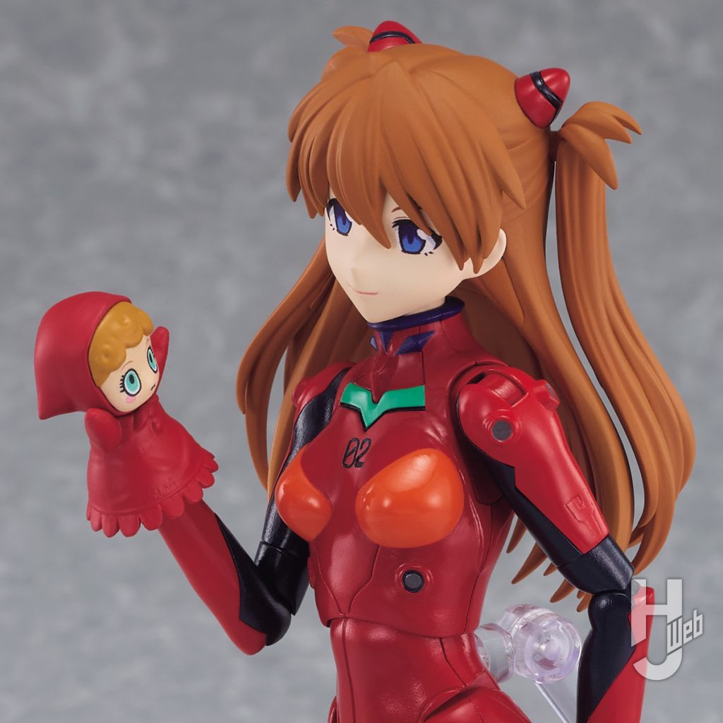 式波・アスカ・ラングレーのプラモデルのアップ画像その2