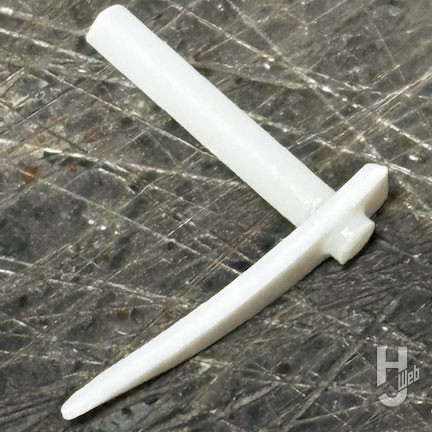 アリメカはツルハシをプラ材で自作して持たせている