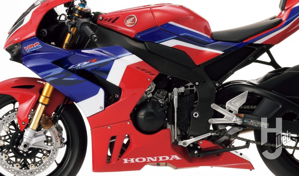 バイク模型の鏡面