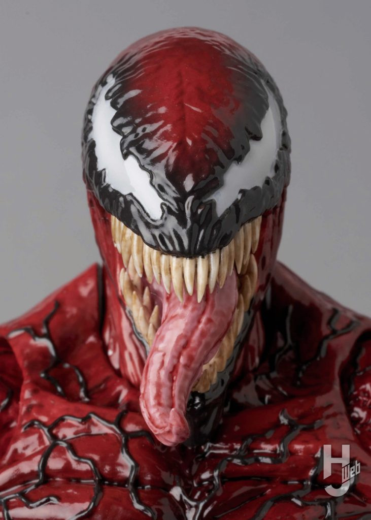 カーネイジの可動フィギュアのアップ画像その2