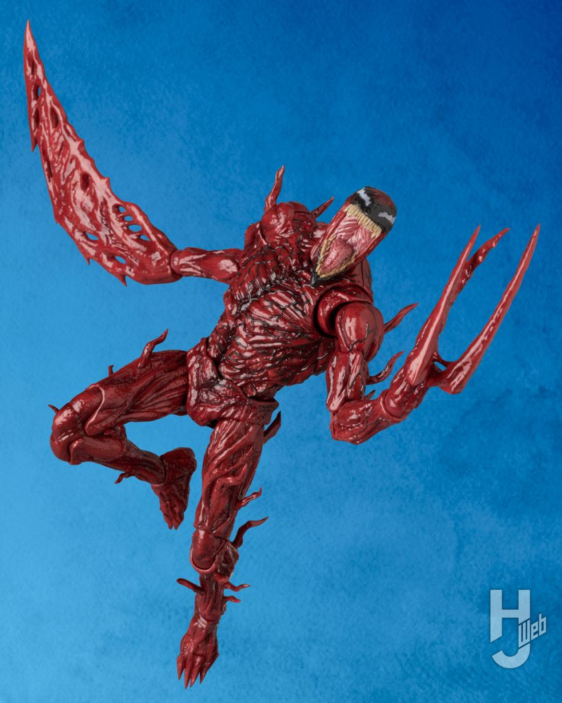 カーネイジの可動フィギュアの全体画像その1