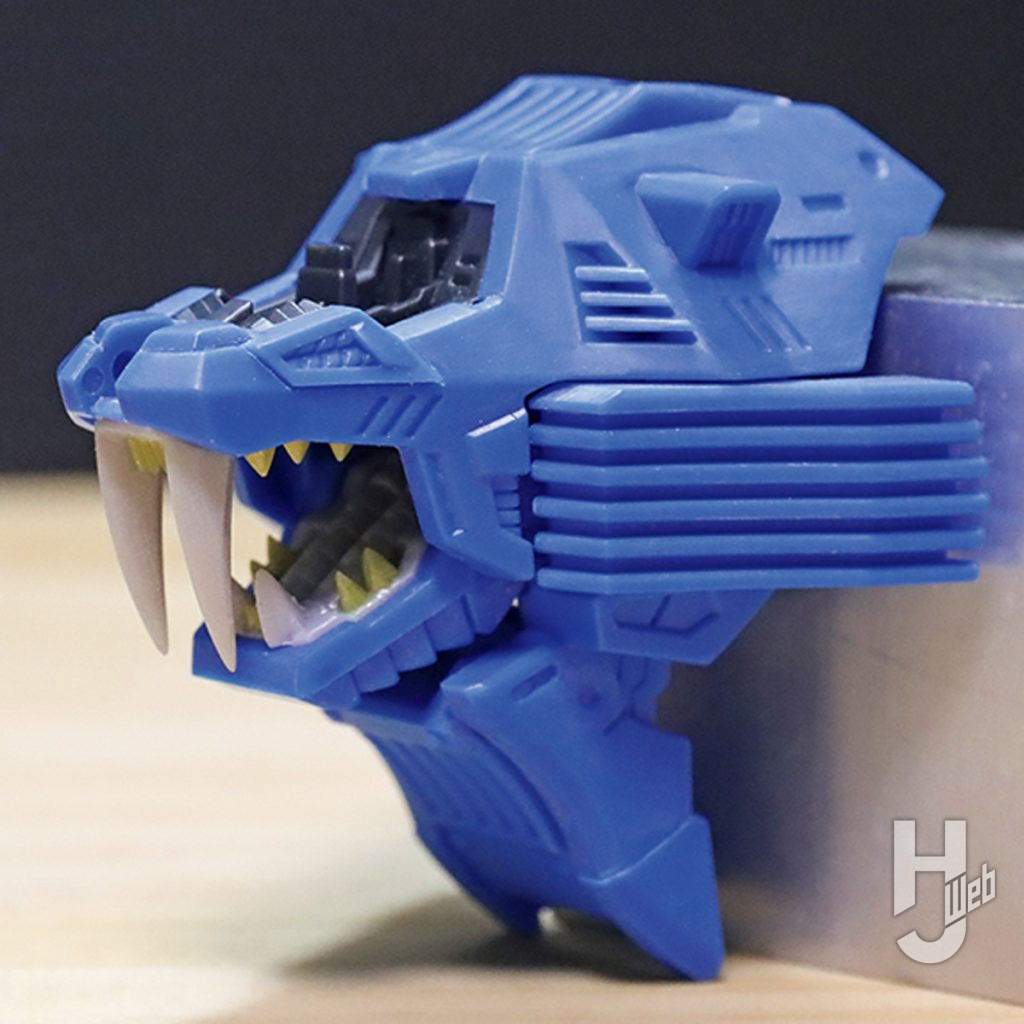 Re-ta製作「リアライズモデル シールドライガー バン仕様」製作途中頭部横