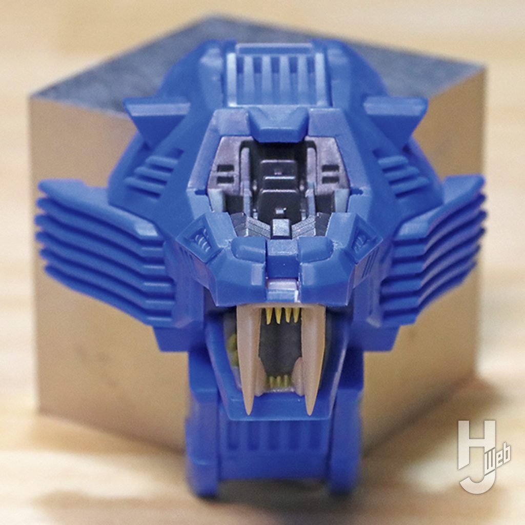 Re-ta製作「リアライズモデル シールドライガー バン仕様」頭部製作途中