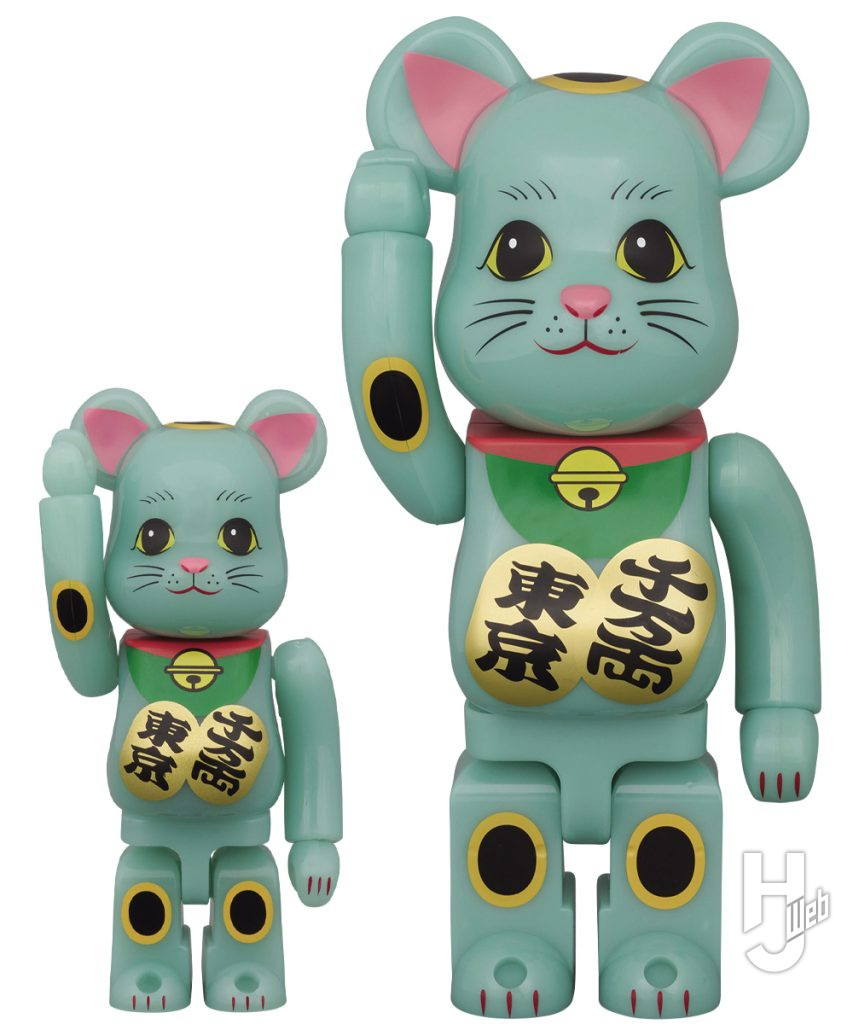 招き猫 千万両・東京 翡翠のベアブリックの画像