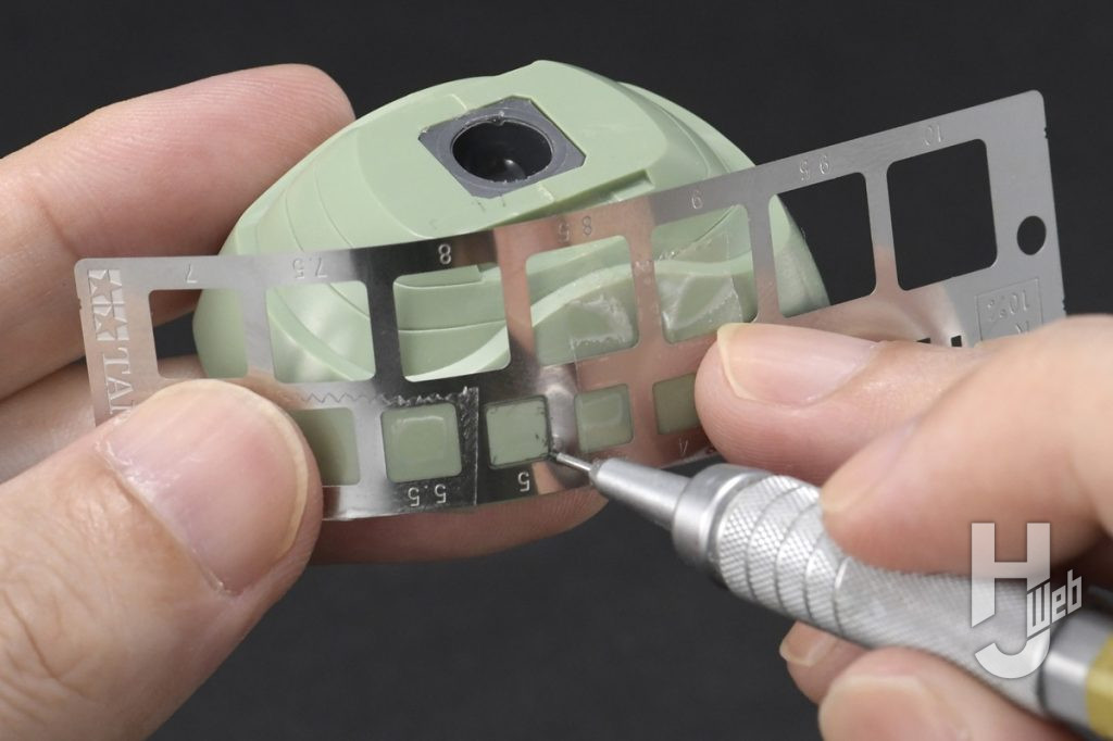 スジボリ用ガイドテープ ハードの使用時の画像
