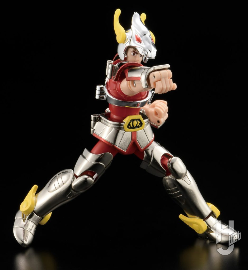 聖闘士聖衣大系 天馬星座の聖衣 ペガサスクロス(初回限定聖衣櫃付属版)ポージング例