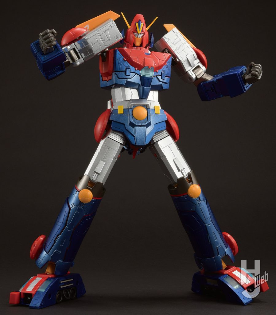 超合金魂 GX-121 コン・バトラーV6　ポージング
