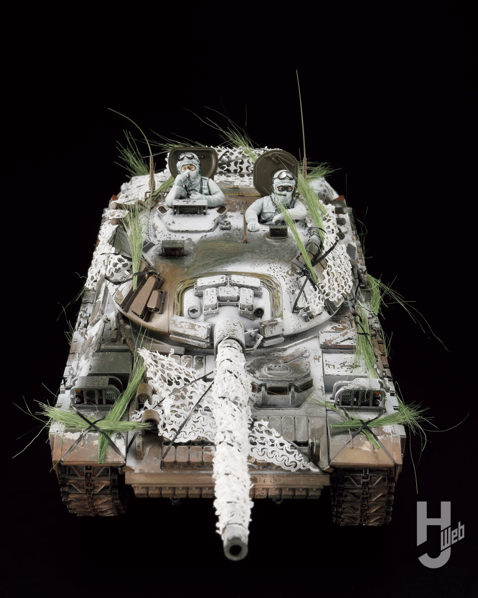 74式戦車改 リアクティブアーマー 前