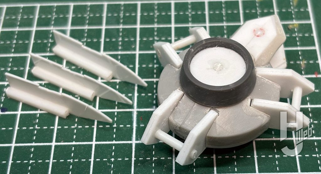 グロウエレメンツG　トライアームズ新造途中