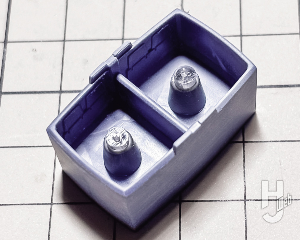ヒューベリオンのプラモデルの製作の画像その1