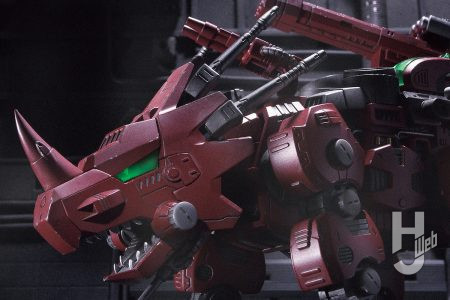 大型ゾイド「レッドホーン」が満を持して最新のリアライズモデル化！ 塗装とウェザリングによる精密なリアル仕上げに注目せよ