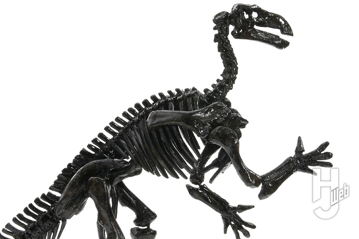How to Build and Paint a Realistic Iguanodon Dinosaur Skeleton Model