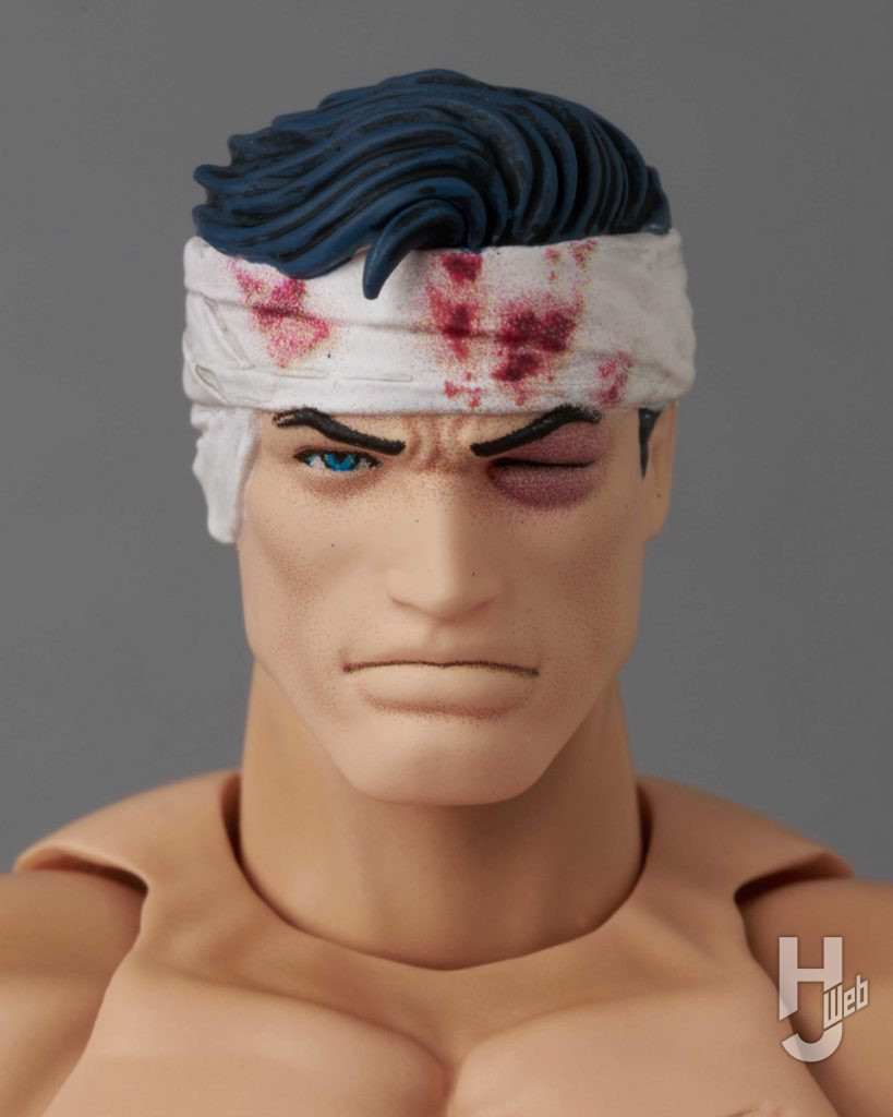 バットマンの可動フィギュアのアップ画像その2