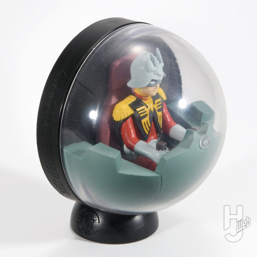 シャア・アズナブルの半球型の小型ディオラマ風フィギュアの画像